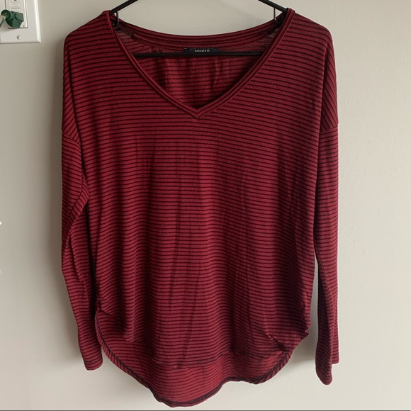 Striped Vneck Top - Forever 21 - Picture 1 of 4